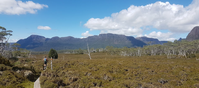 Du Canes from Pelion Gap